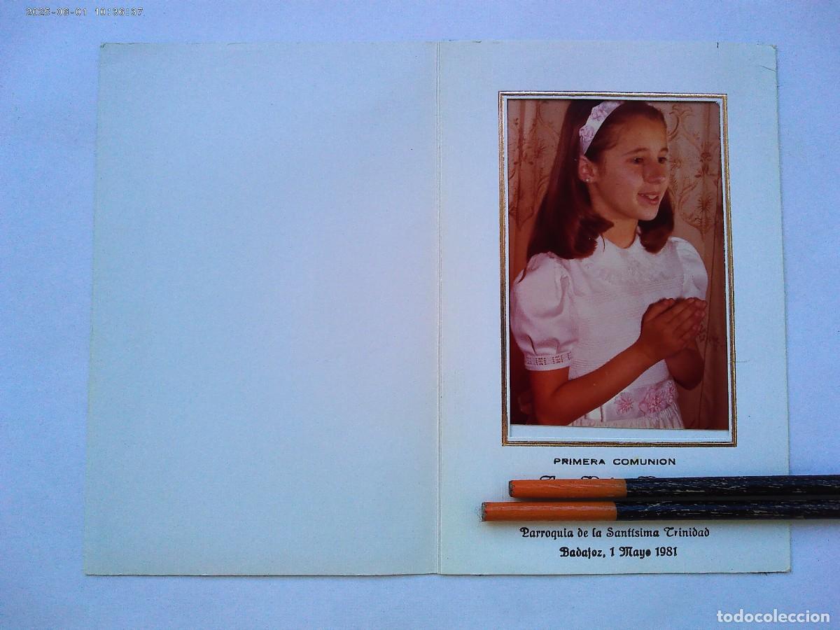 Fotograf&iacute;a antigua: PRECIOSA FOTO DE ESTUDIO A COLOR DE NI&Ntilde;A DE PRIMERA COMUNION EN ESTAMPA . BADAJOZ 1981
