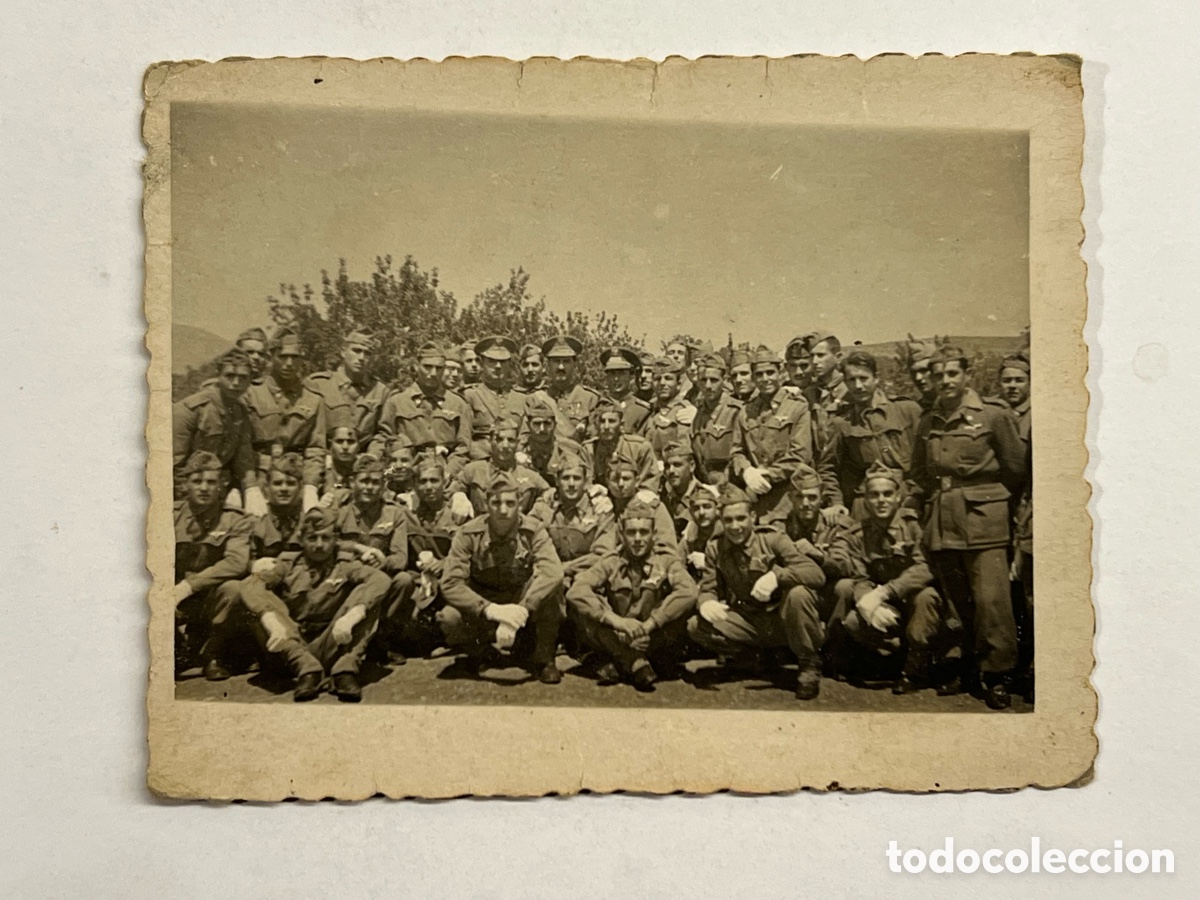 Fotograf&iacute;a antigua: MILITAR CASTELLON.. Fotograf&iacute;a Regimiento de Aviaci&oacute;n.. Foto Par&iacute;s (h.1945?)