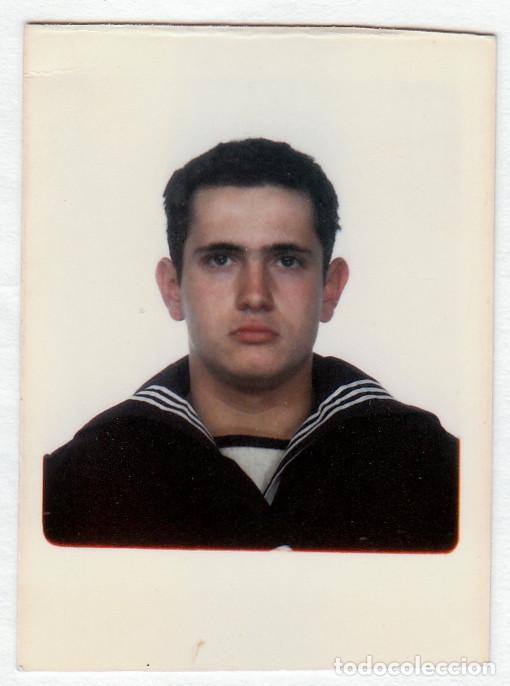 Fotograf&iacute;a antigua: Joven marinero. A&ntilde;os 80 pc