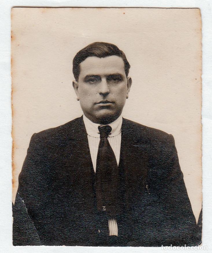 Fotograf&iacute;a antigua: Imponente caballero. A&ntilde;os 20 pc