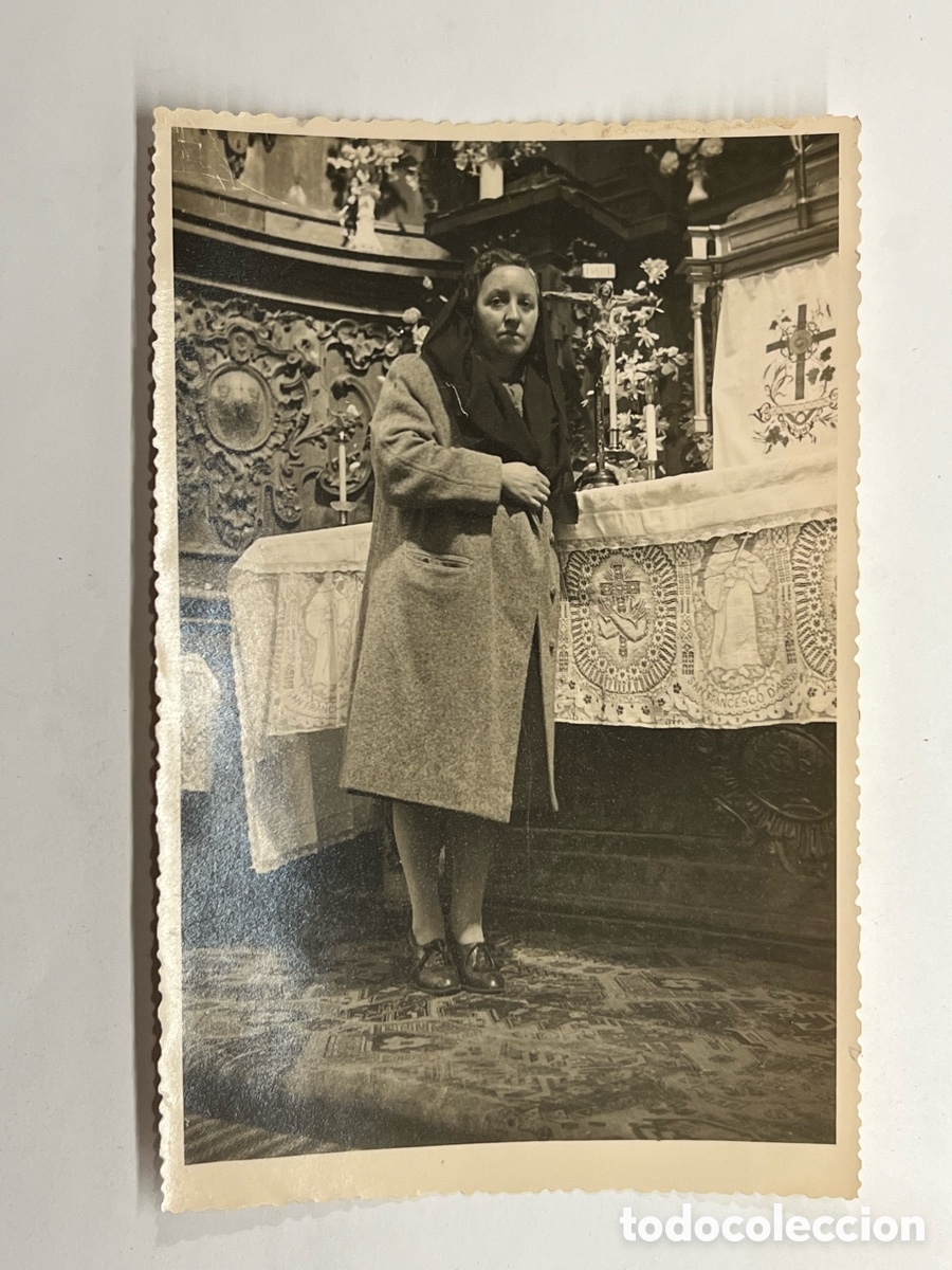 Fotografia antiga: SALAMANCA&hellip; Altar en alguna de las muchas iglesias de Salamanca. Foto Paulino (h.1950?)