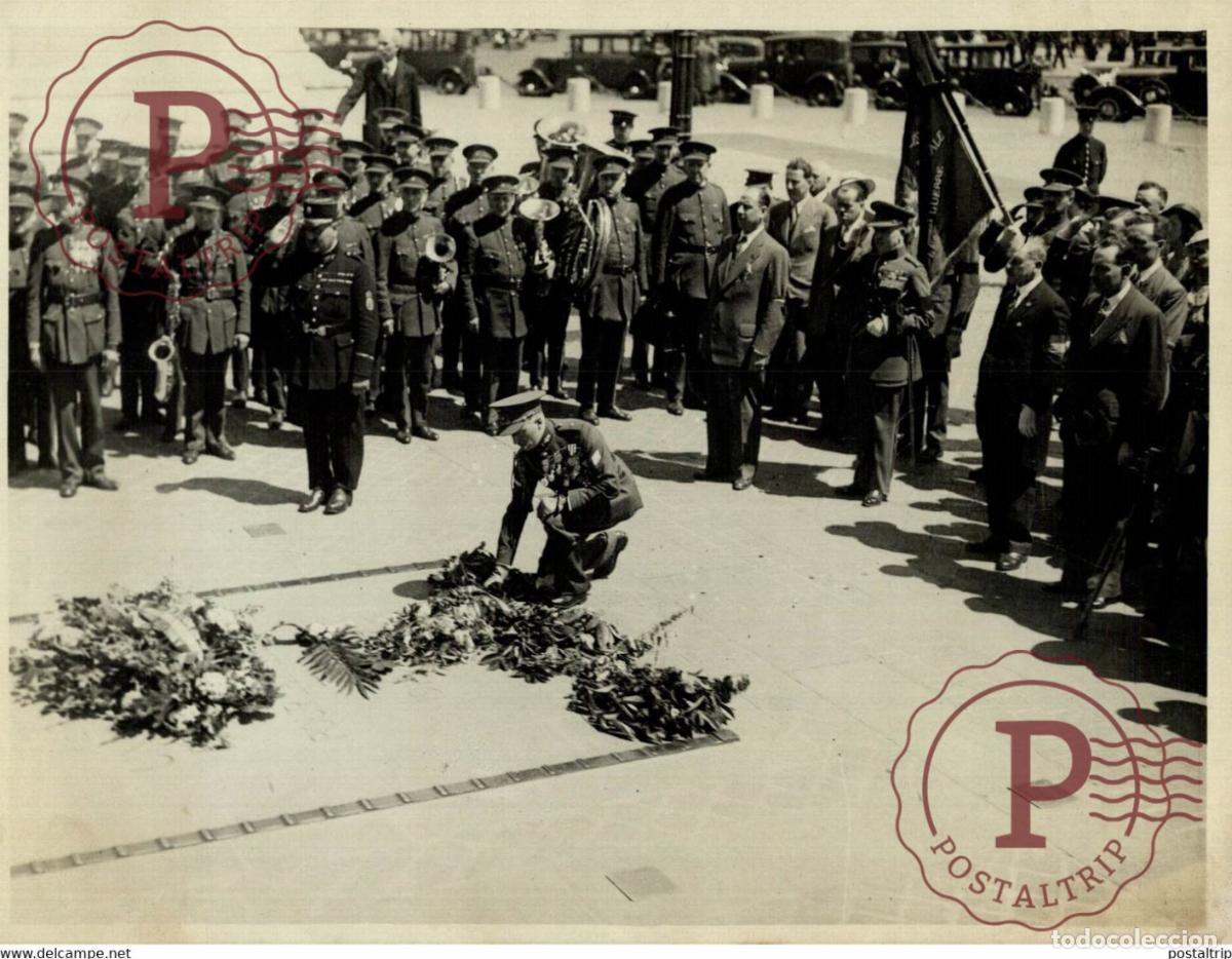Fotografia antiga: MUSIQUES ROYALES BELGE A LARC DE TRIOMPHE 18*13CM Photo Meurisse Paris France collectionmeurisse