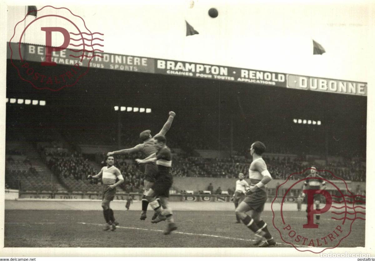 Fotograf&iacute;a antigua: PARC DES PRINCES FRANCE FOOTBALL RACING CONTRE ANTIBES 18*13CM Photo Meurisse Paris collectionmeu
