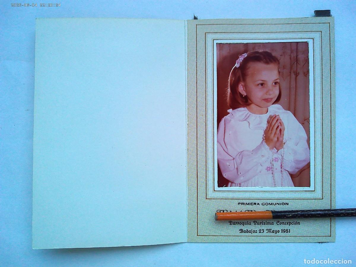 Fotograf&iacute;a antigua: PRECIOSA FOTO DE ESTUDIO A COLOR DE NI&Ntilde;O DE PRIMERA COMUNION EN ESTAMPA . BADAJOZ 1981