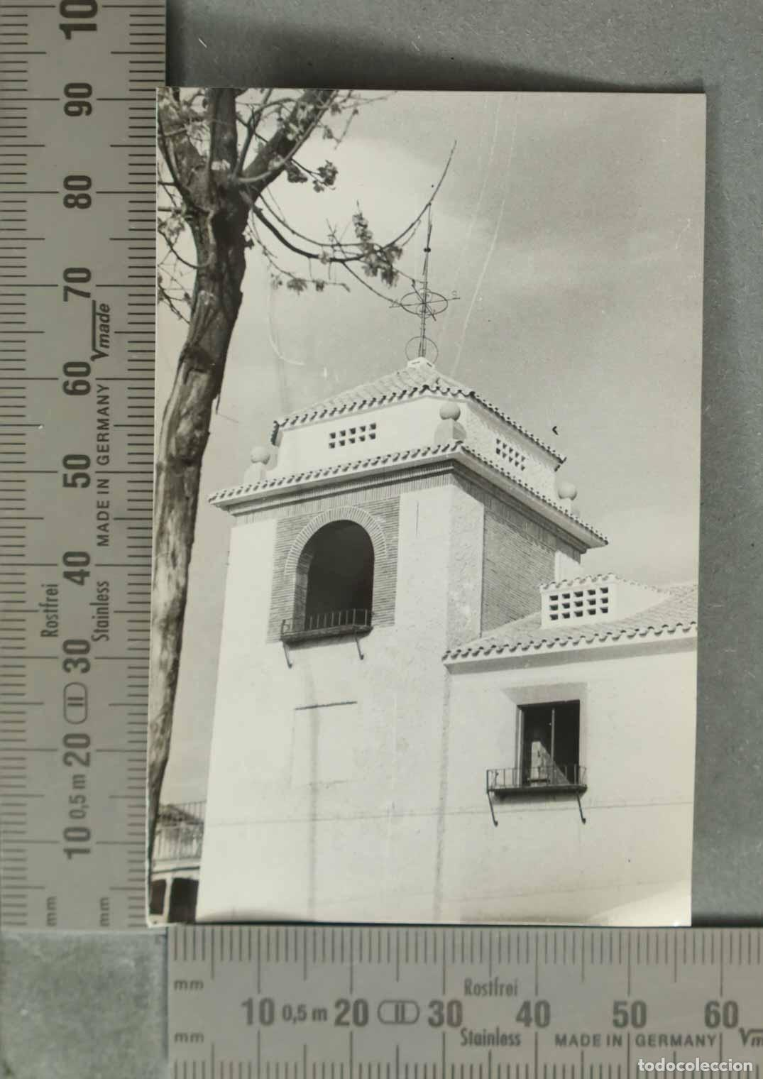 Fotograf&iacute;a antigua: FOTOGRAFIA. CONSTRUCCION DE LA LONJA. CARRETERA DE LA FUENSANTA. VELETA CORDOBA HACIA 1950