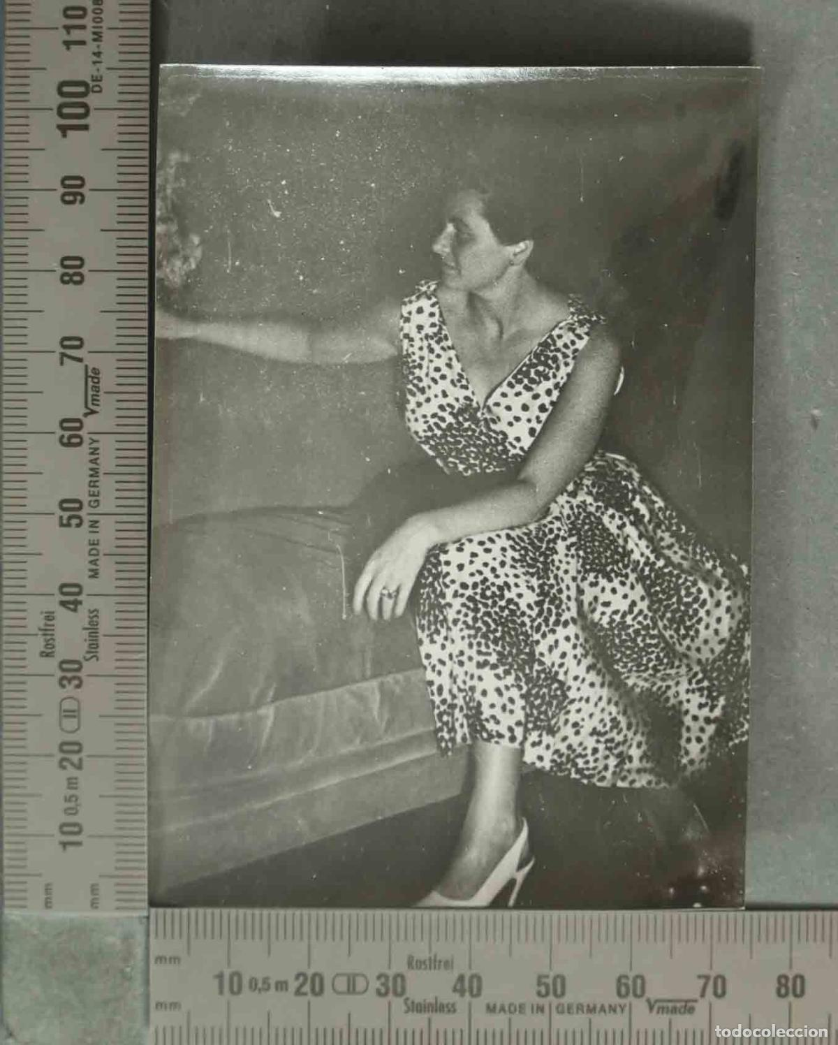 Photographie ancienne: FOTOGRAFIA. MUJER EN SOFA.