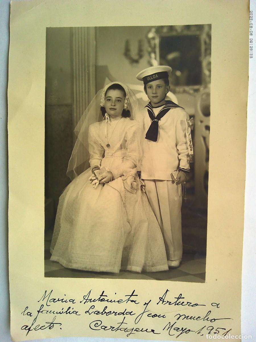 Fotograf&iacute;a antigua: PRECIOSA FOTO DE ESTUDIO DE NI&Ntilde;OS DE PRIMERA COMUNIO, MARINERO LEPANTO &uml; ULLOA &uml;. CARTAGENA 1951