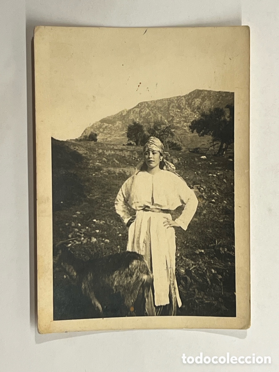 Photographie ancienne: TETU&Aacute;N Fotograf&iacute;a antigua. Mujer de las monta&ntilde;as.. Laboratorios CASA ROS (h.1950?)