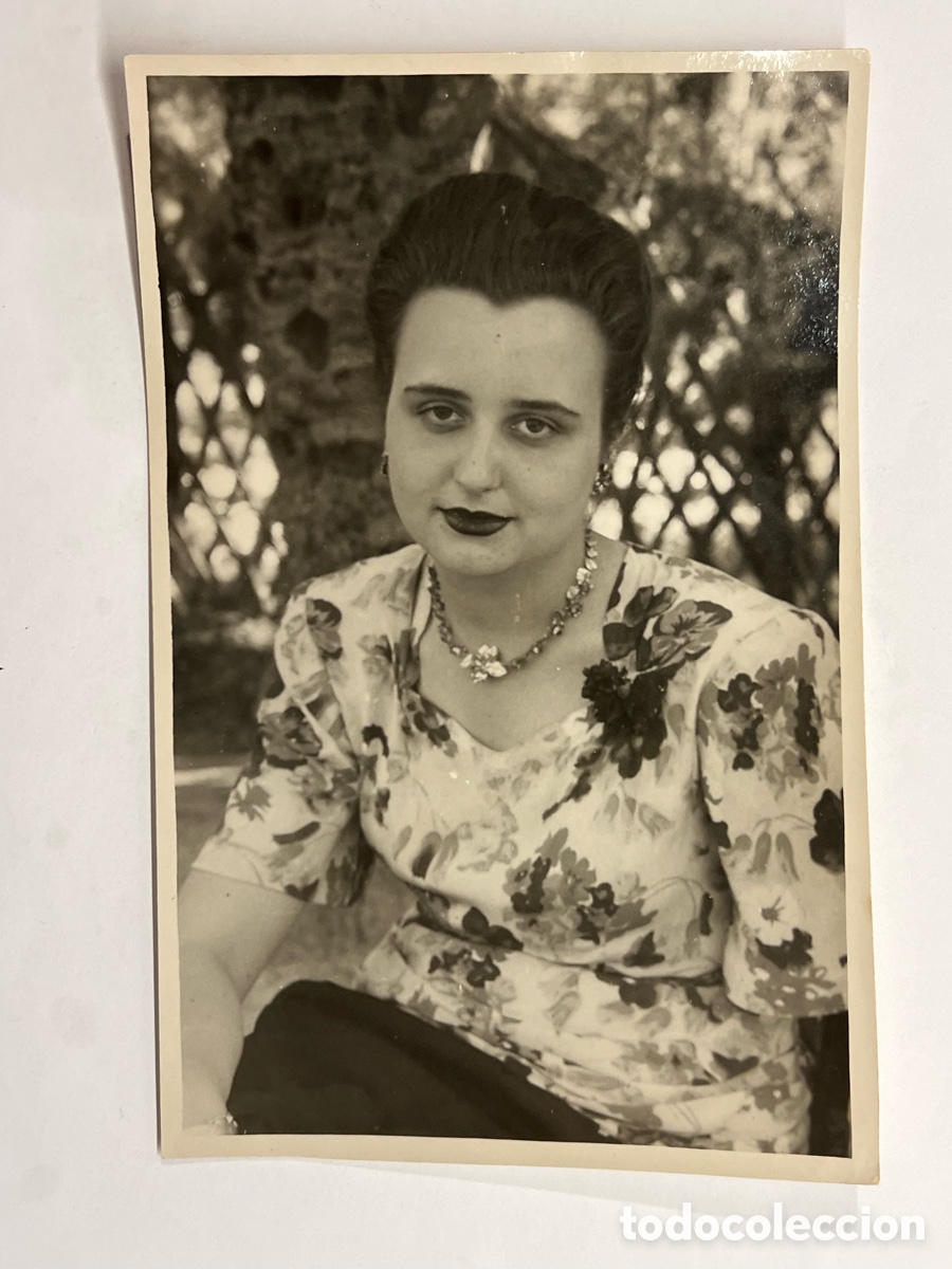 Fotograf&iacute;a antigua: ELCHE.. Primavera de 1948&hellip; la hija del Teniente General&hellip;