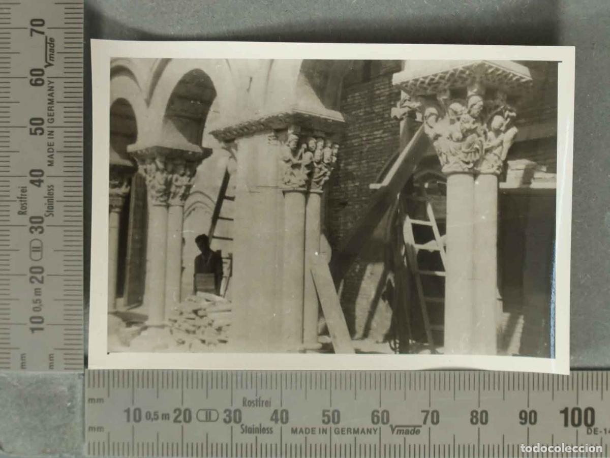 Fotograf&iacute;a antigua: FOTOGRAFIA. CLAUSTRO CAPITELES ROMANICOS TUDELA. HACIA 1930