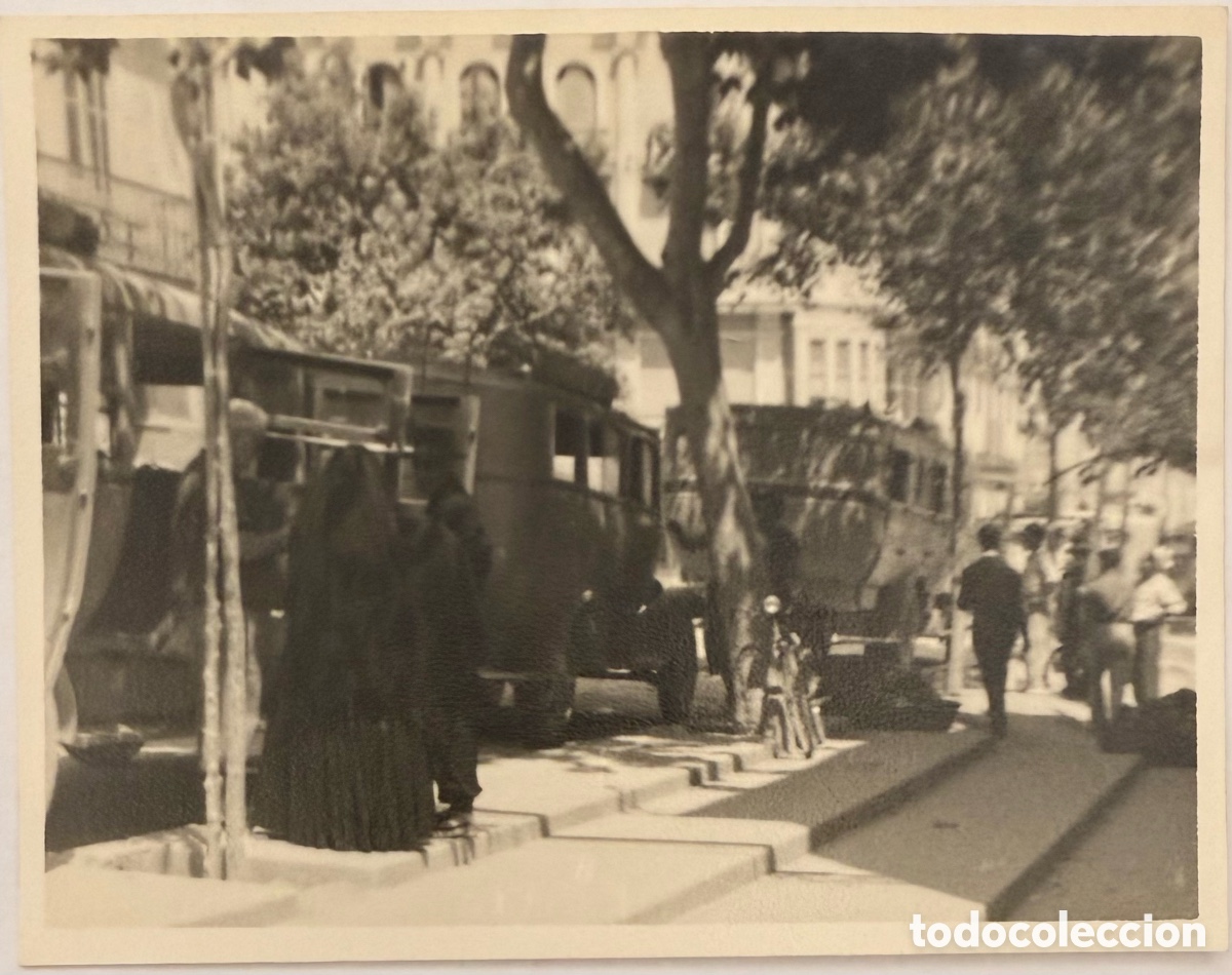 Fotografia antiga: Ibiza buses en Vara Del Rey Fotograf&iacute;a