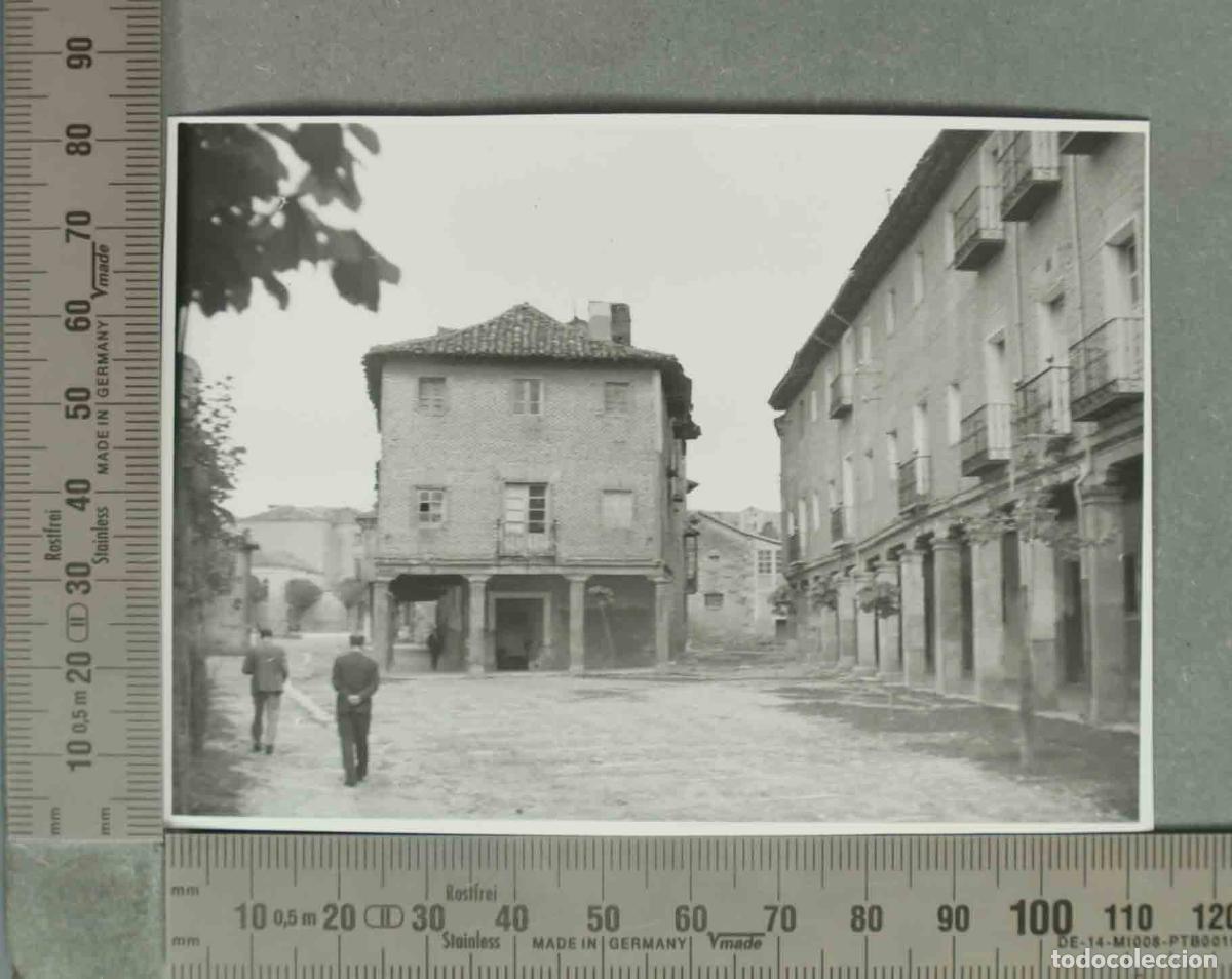 Fotografia antiga: FOTOGRAFIA. VISTA CALLE. BURGO DE OSMA. HACIA 1940