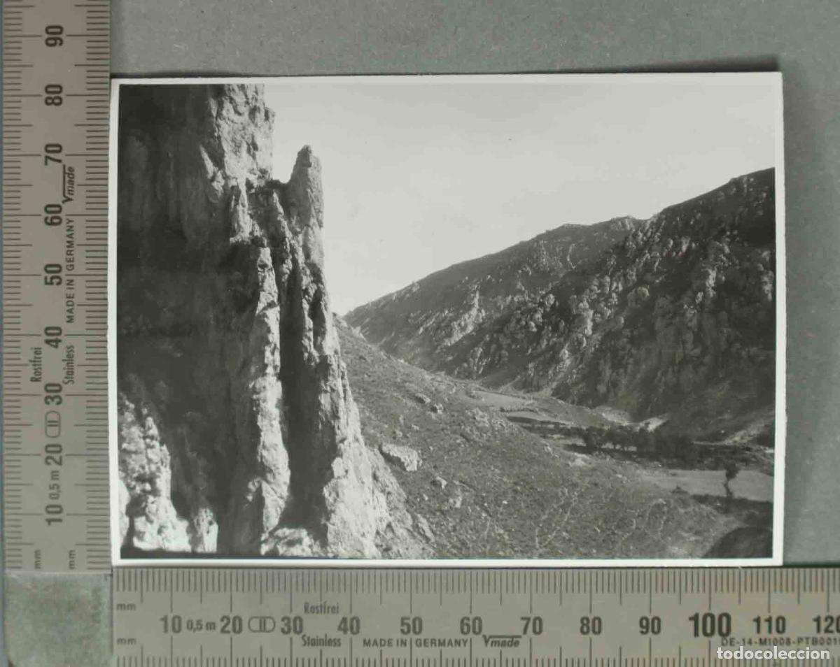 Fotografia antiga: FOTOGRAFIA. FORMACION ROCOSA. PANCORBO. HACIA 1940