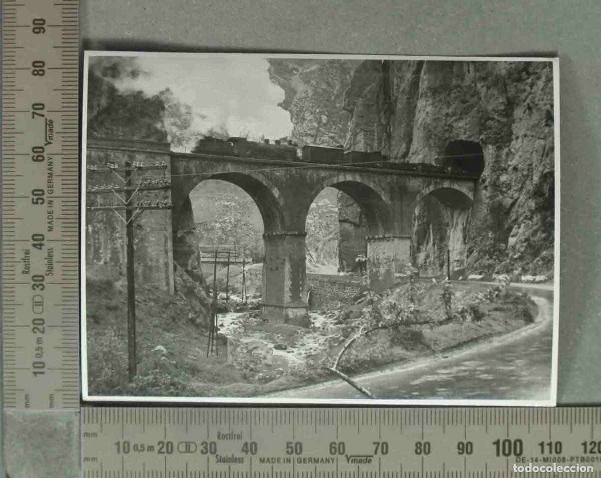 Fotografia antiga: FOTOGRAFIA. DESFILADERO DE PANCORBO. HACIA 1940