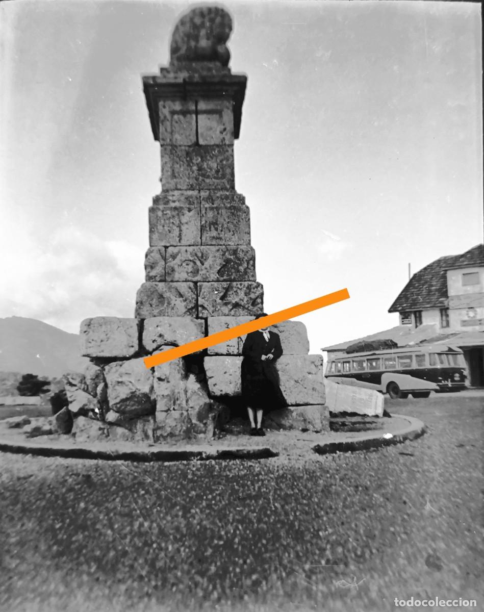 Fotograf&iacute;a antigua: Antiguo negativo de fotograf&iacute;a. Puerto de Guadarrama. Madrid. A&ntilde;os 50