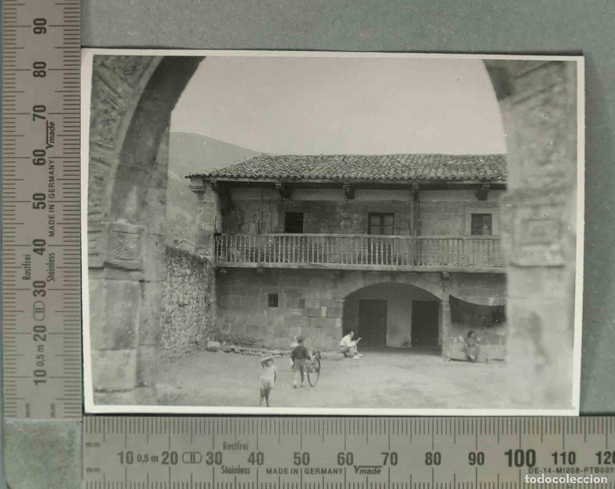 Fotografia antiga: FOTOGRAFIA. CASA INDIANO. PUEBLO A IDENTIFICAR. SANTANDER HACIA 1940