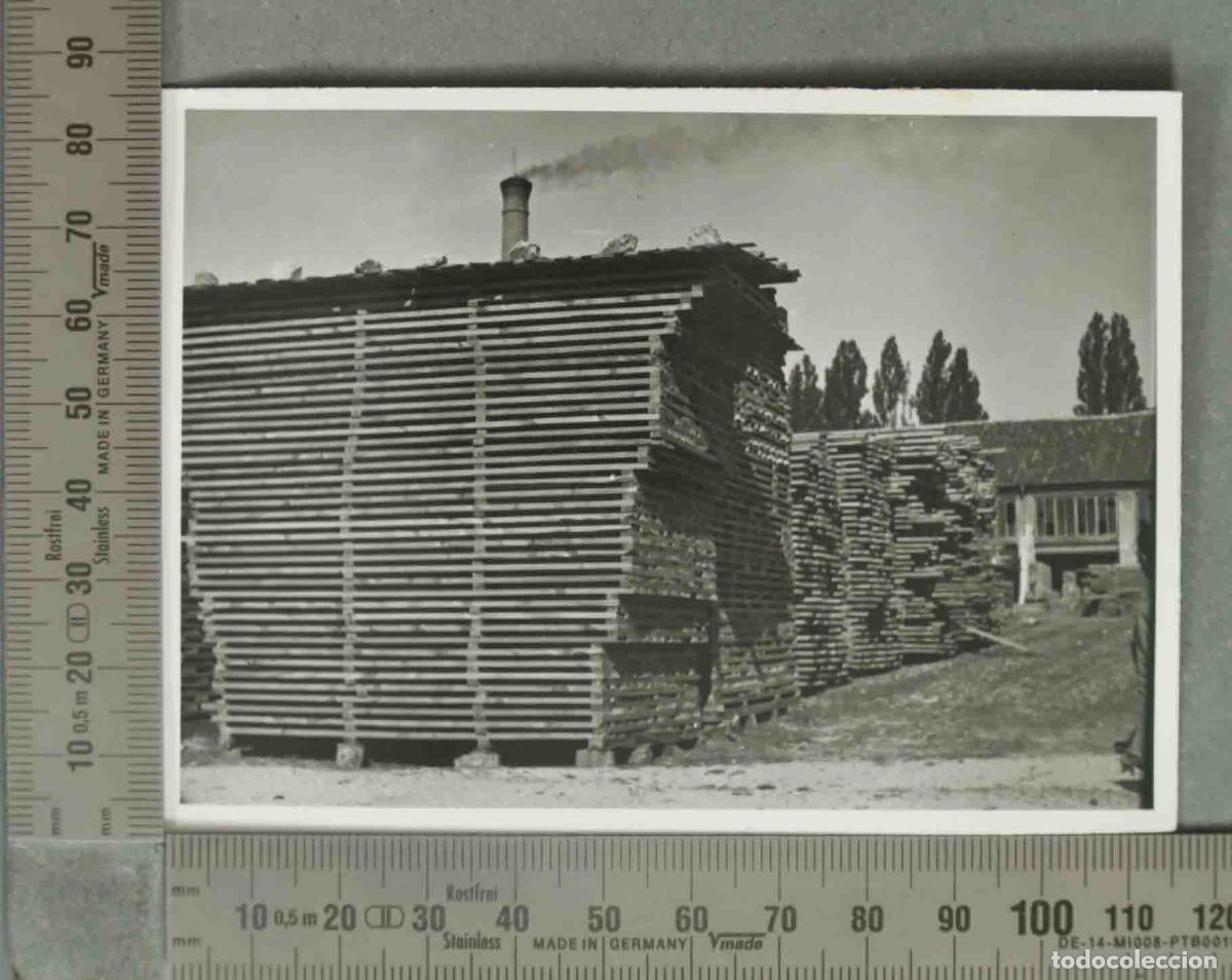 Fotograf&iacute;a antigua: FOTOGRAFIA. SECADERO DE MADERA. VALSAIN 14 SEPT 1940