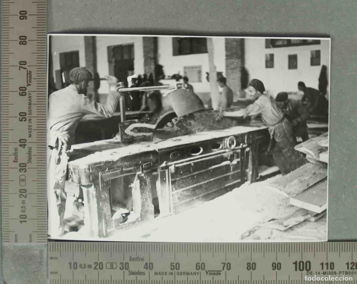 Fotograf&iacute;a antigua: FOTOGRAFIA. CARPINTERIA. VALSAIN 14 SEPT 1940