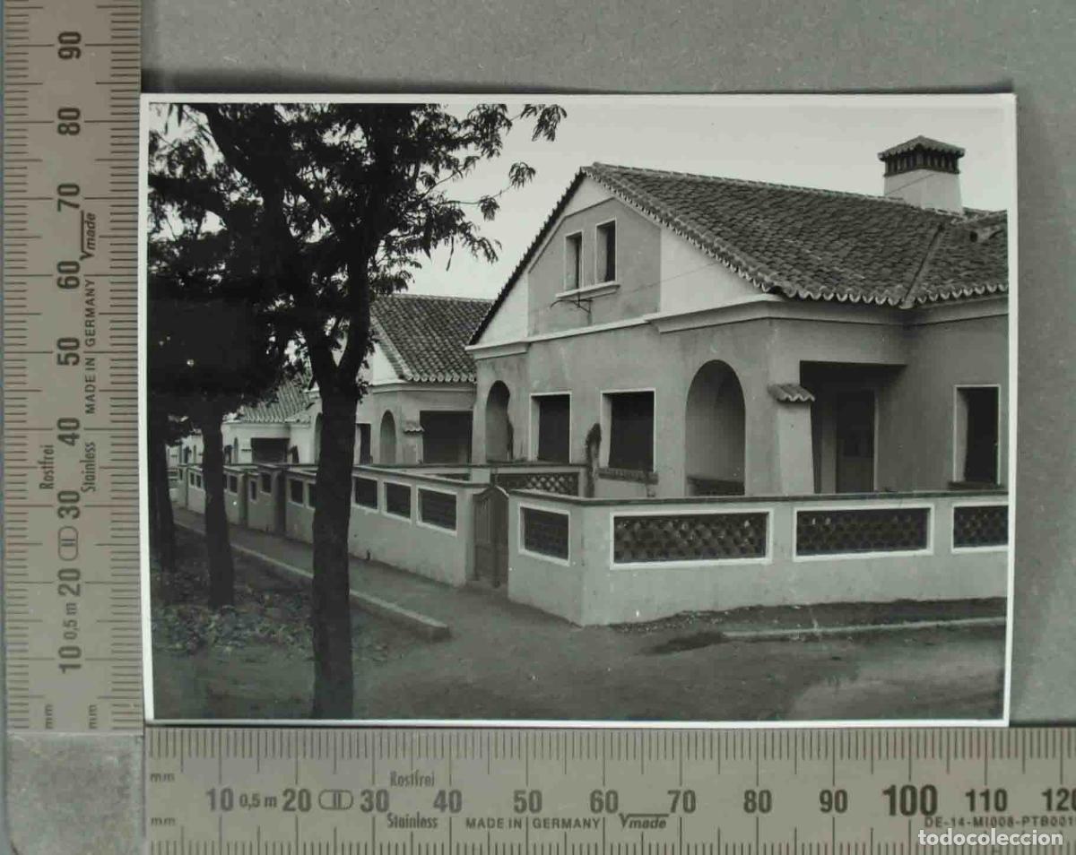 Fotografia antica: FOTOGRAFIA. PROYECTO DE RECONSTRUCCION DE REGIONES DEVASTADAS. CASTUERA. HACIA 1940