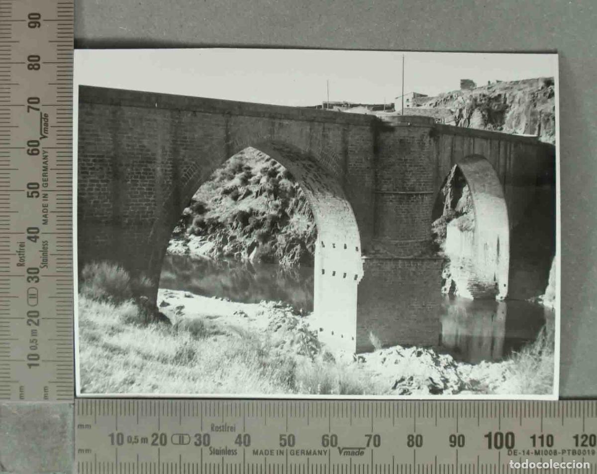 Fotografia antiga: FOTOGRAFIA. PUENTE DE ALMARAZ RIO TAJO. HACIA 1940