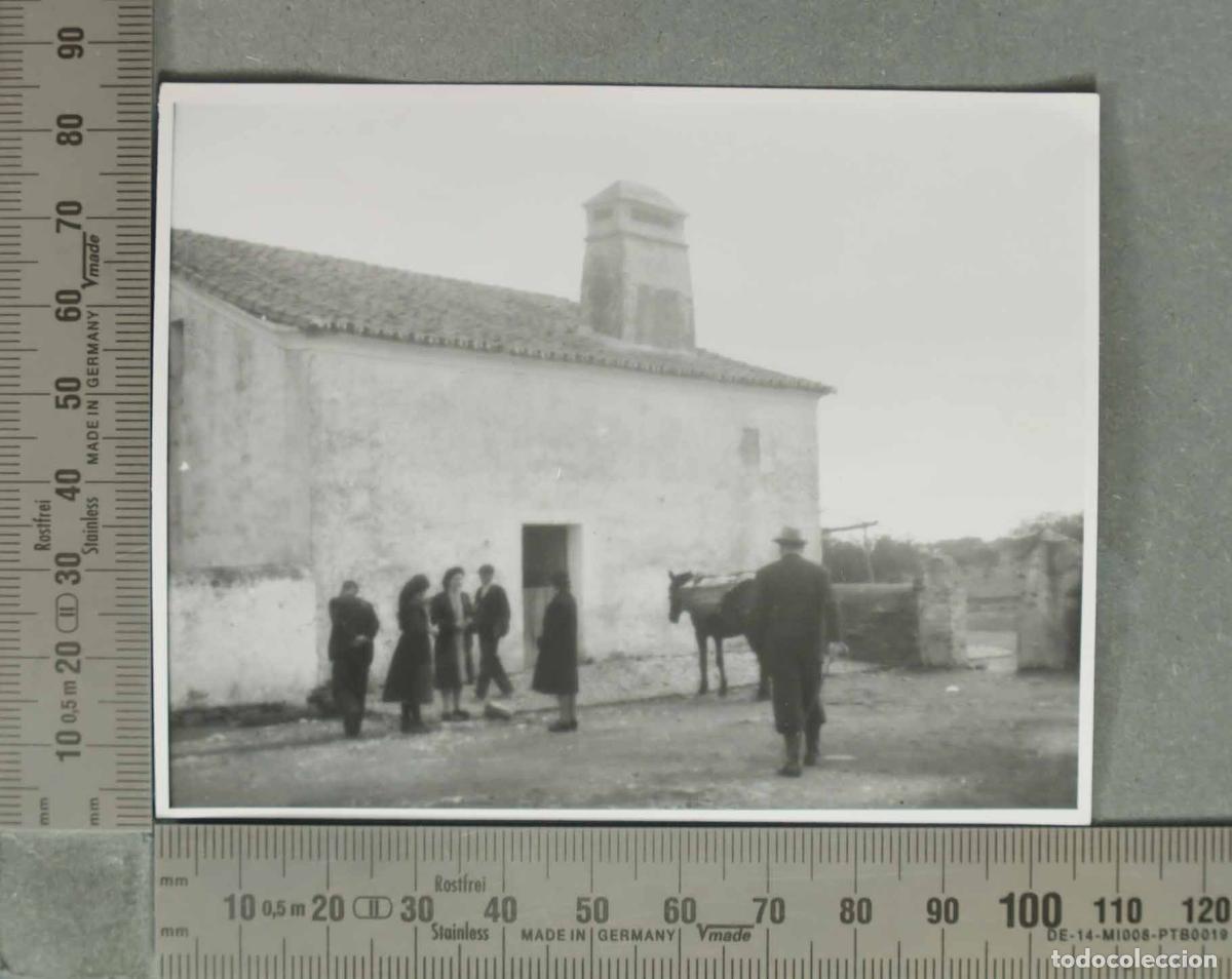 Fotografia antiga: FOTOGRAFIA. EN CORTIJO. HACIA 1940.