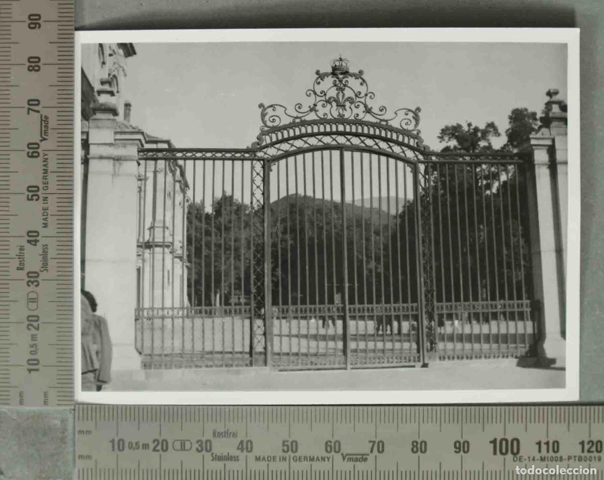 Fotograf&iacute;a antigua: FOTOGRAFIA. REJA DE LA GRANJA HACIA 1940