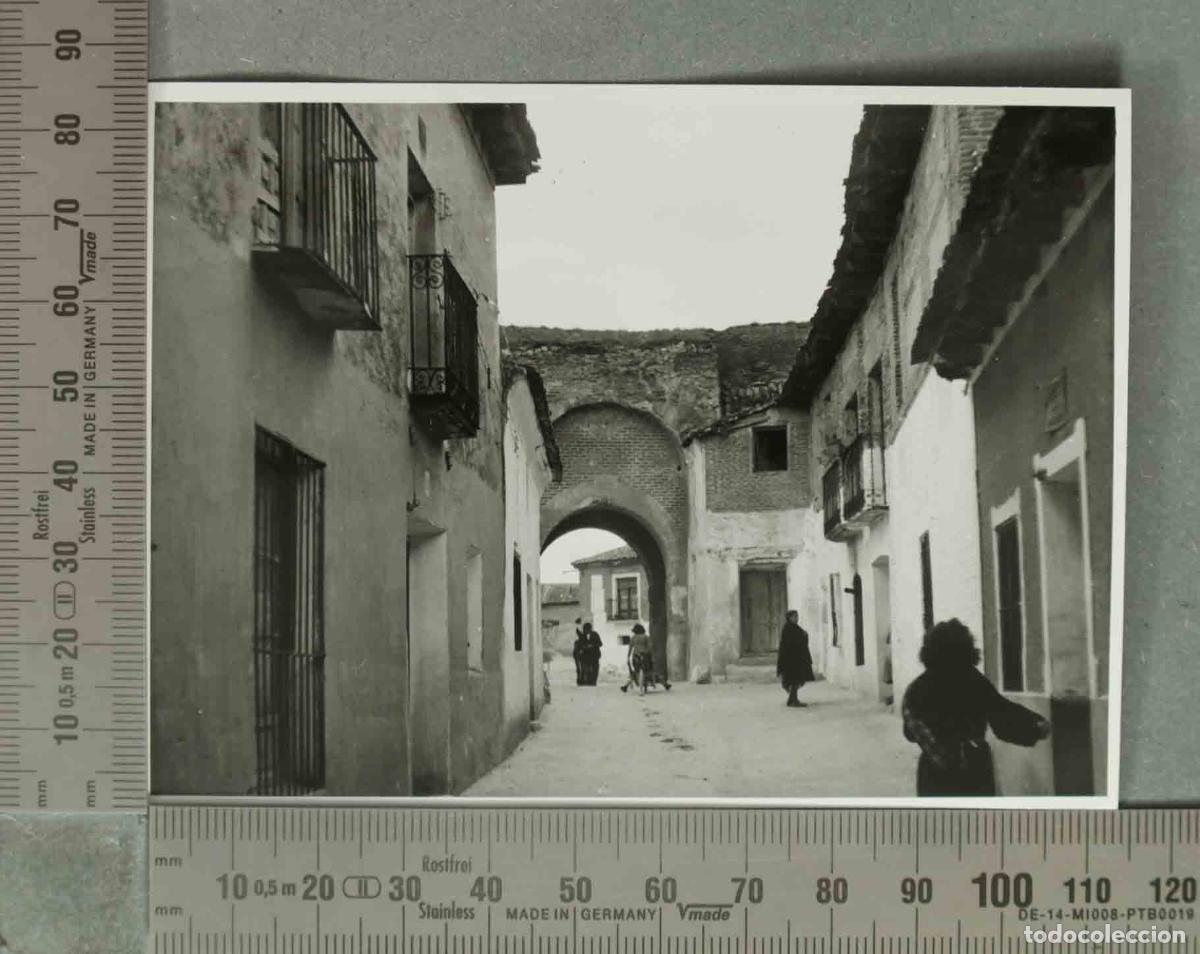 Fotograf&iacute;a antigua: FOTOGRAFIA. VISTA CALLE DE OLMEDO HACIA 1940