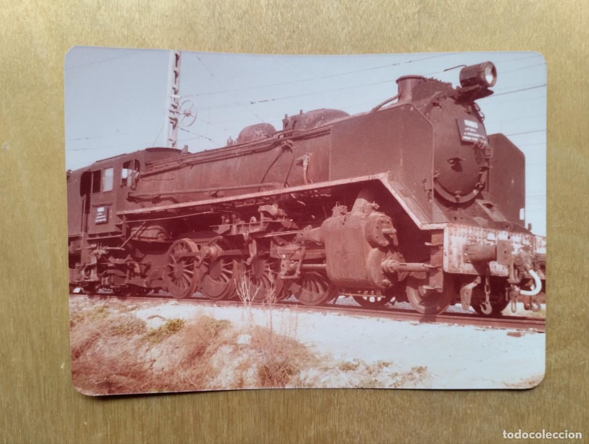 Photographie ancienne: Fotograf&iacute;a de la locomotora de vapor &uacute;ltima de Espa&ntilde;a Mikado 141-F.