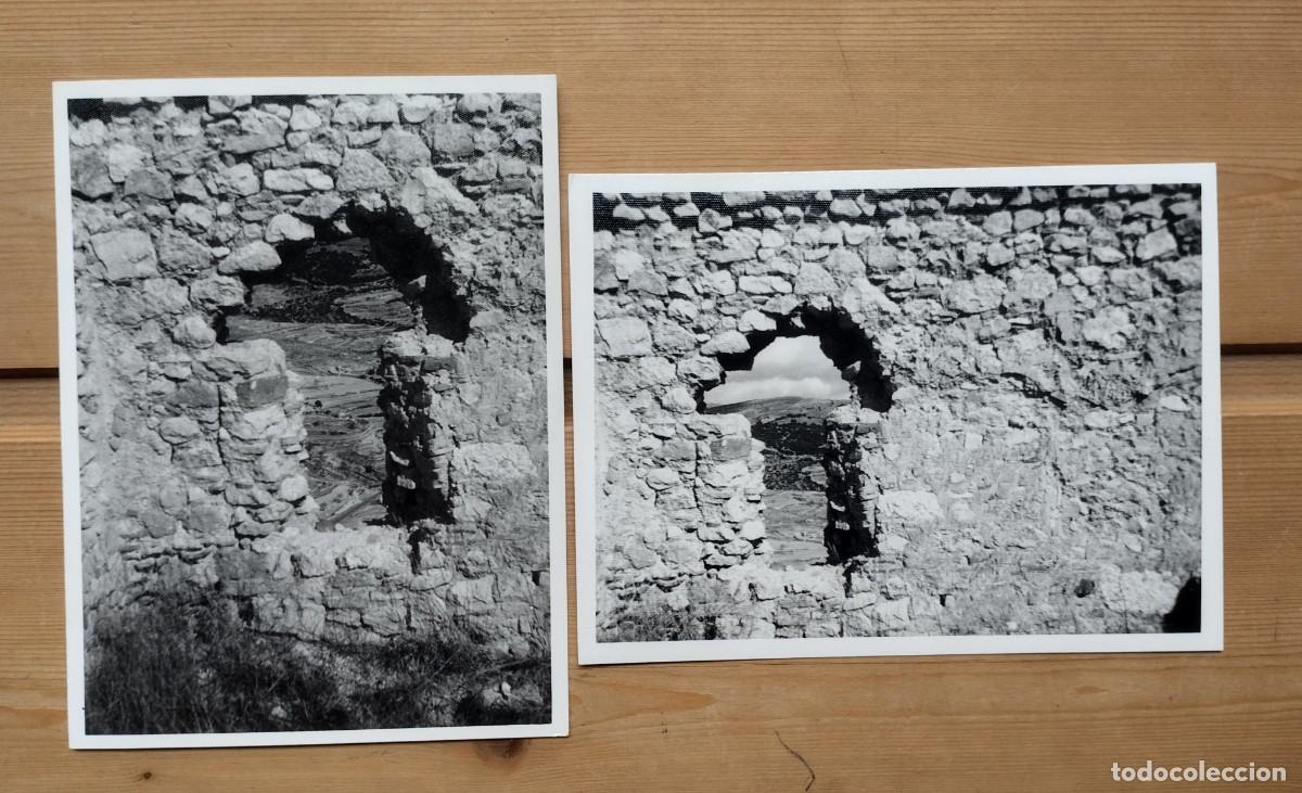 Fotograf&iacute;a antigua: Lote de fotograf&iacute;as de vista a trav&eacute;s de hueco en el Castillo de Morella (Castell&oacute;n). A&ntilde;o 1969