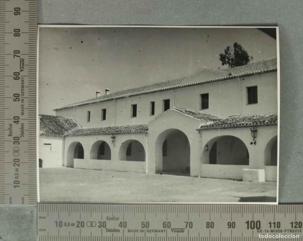 Fotograf&iacute;a antigua: FOTOGRAFIA. INTERIOR CORTIJO. HACIA 1940 CLAVERIA