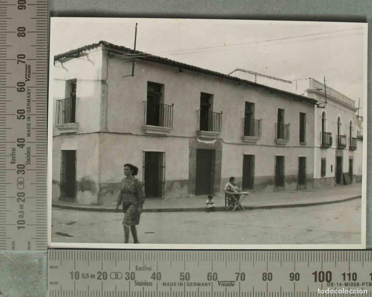 Antique Photography: FOTOGRAFIA. VISTA DE CASTUERA. NI&Ntilde;OS EN LA CALLE. HACIA 1940