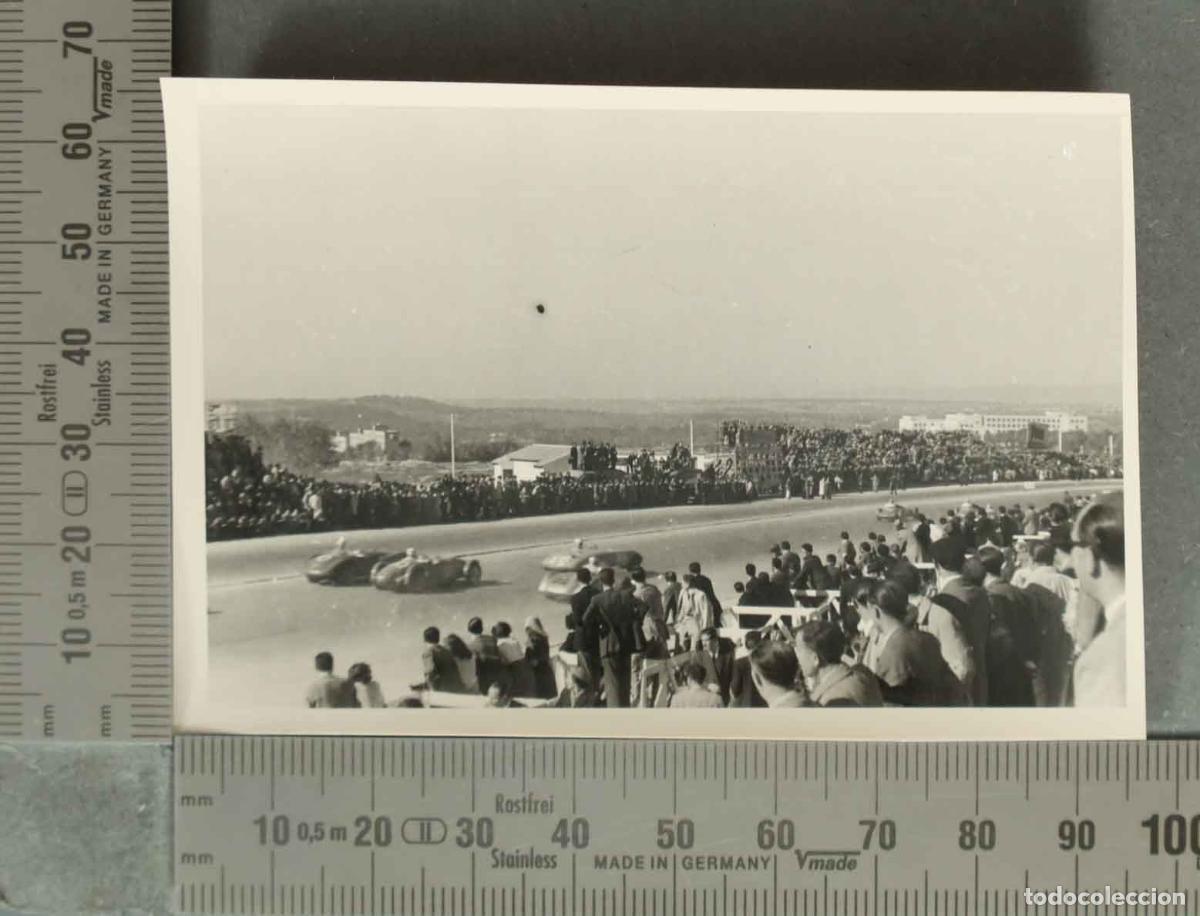 Fotograf&iacute;a antigua: FOTOGRAFIA. CARRERA DE COCHES EN MONCLOA. ADELANTAMIENTOS. HACIA 1940