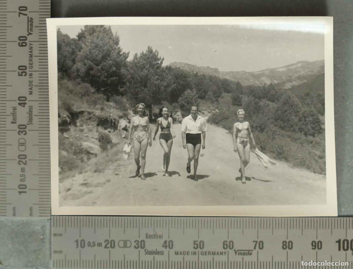 Fotograf&iacute;a antigua: FOTOGRAFIA. Grupo ba&ntilde;istas - RIO HACIA 1950