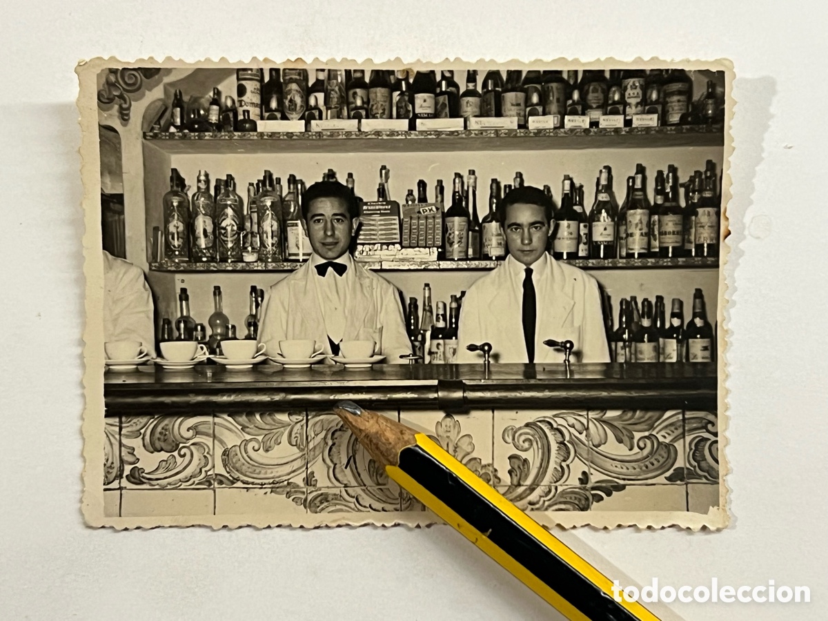Fotograf&iacute;a antigua: BENIMAMET, Valencia.. Bares que lugares&hellip; G&Oacute;MEZ, fot&oacute;grafo.. (h.1950?)