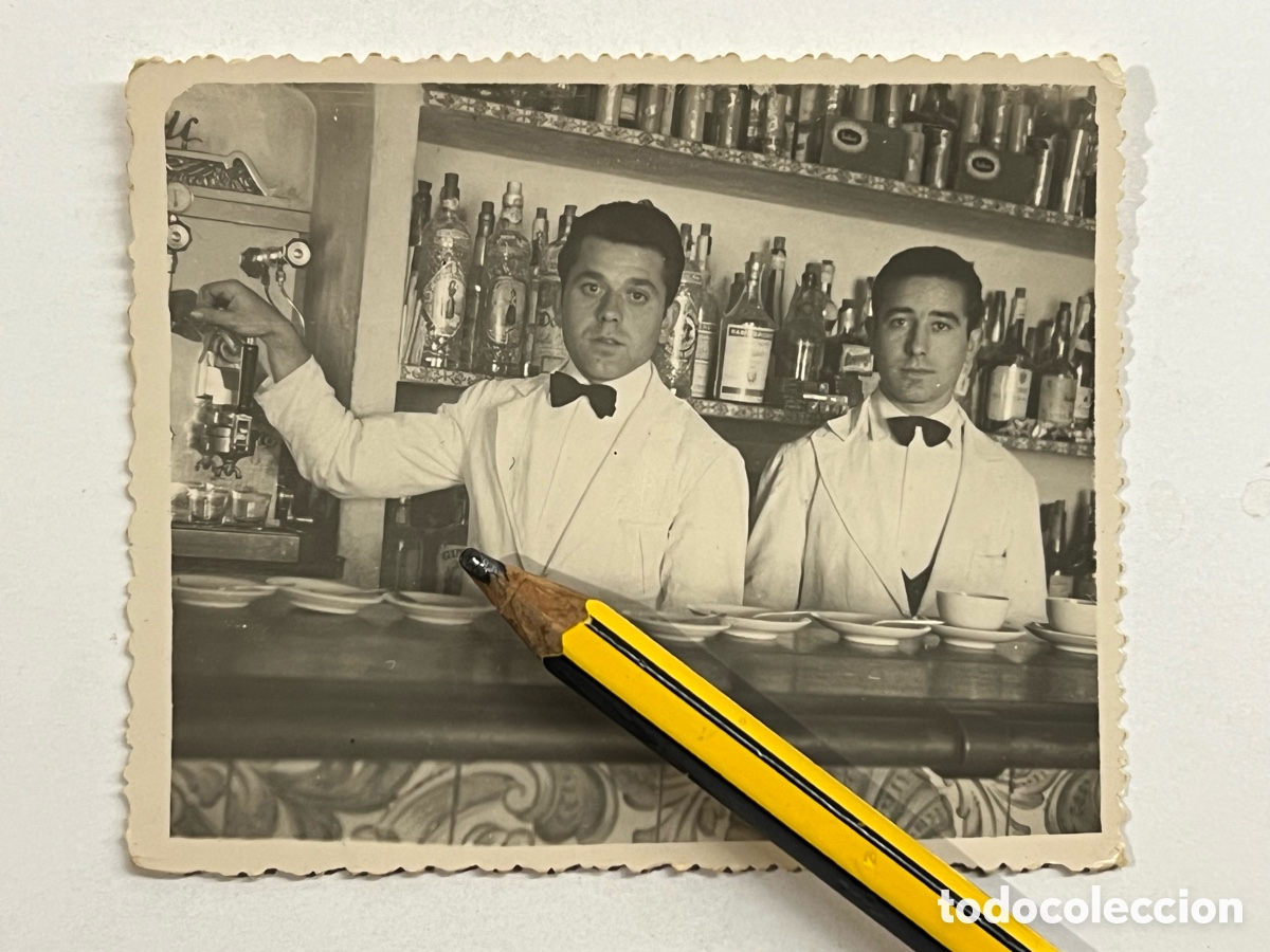 Fotograf&iacute;a antigua: BENIMAMET, Valencia.. Bares que lugares&hellip; G&Oacute;MEZ, fot&oacute;grafo.. (h.1950?)