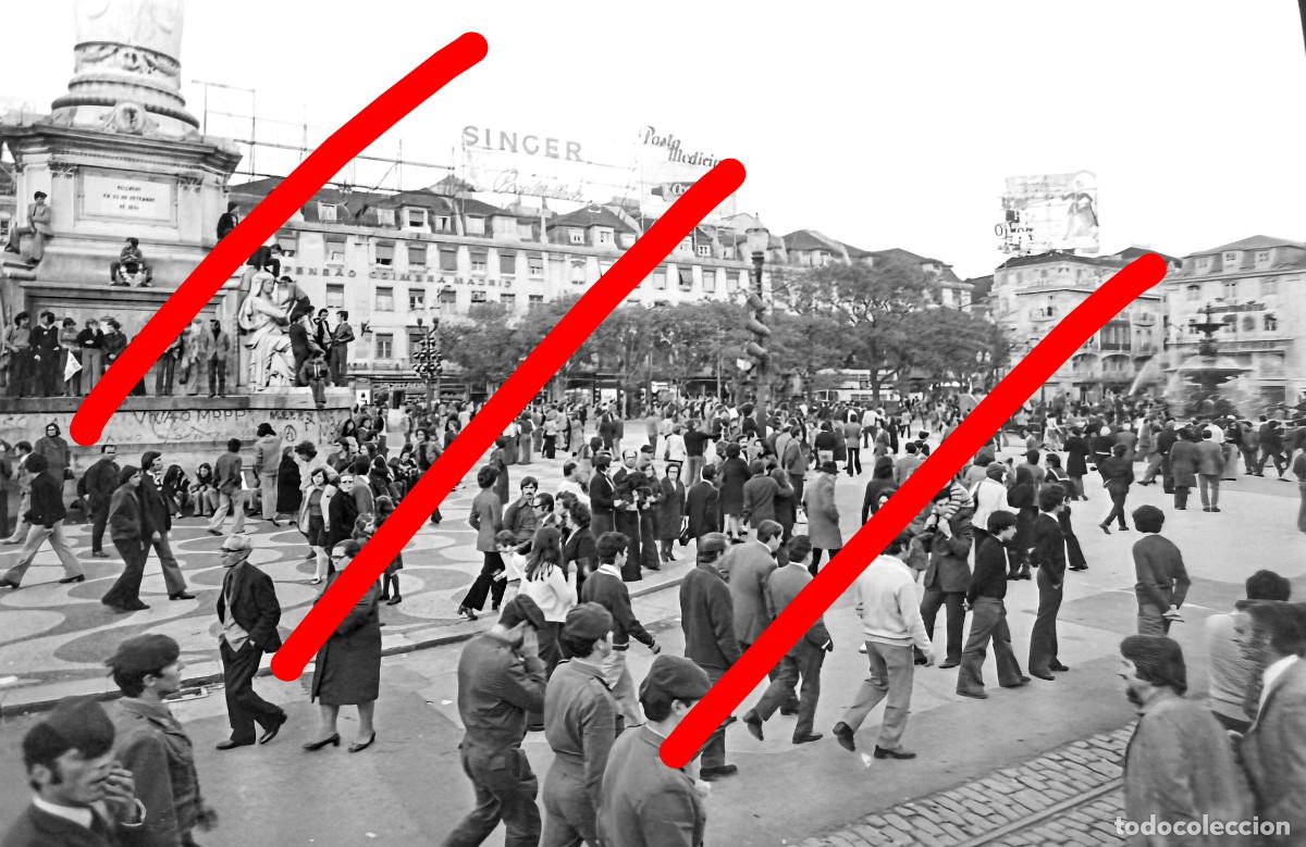 Fotograf&iacute;a antigua: Revoluci&oacute;n de los Claveles Portugal - NEGATIVO DE CELULOIDE - A Revolu&ccedil;&atilde;o dos Cravos