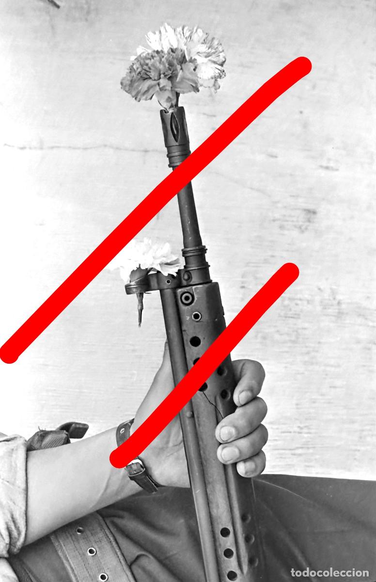 Fotograf&iacute;a antigua: Revoluci&oacute;n de los Claveles Portugal - NEGATIVO DE CELULOIDE - A Revolu&ccedil;&atilde;o dos Cravos