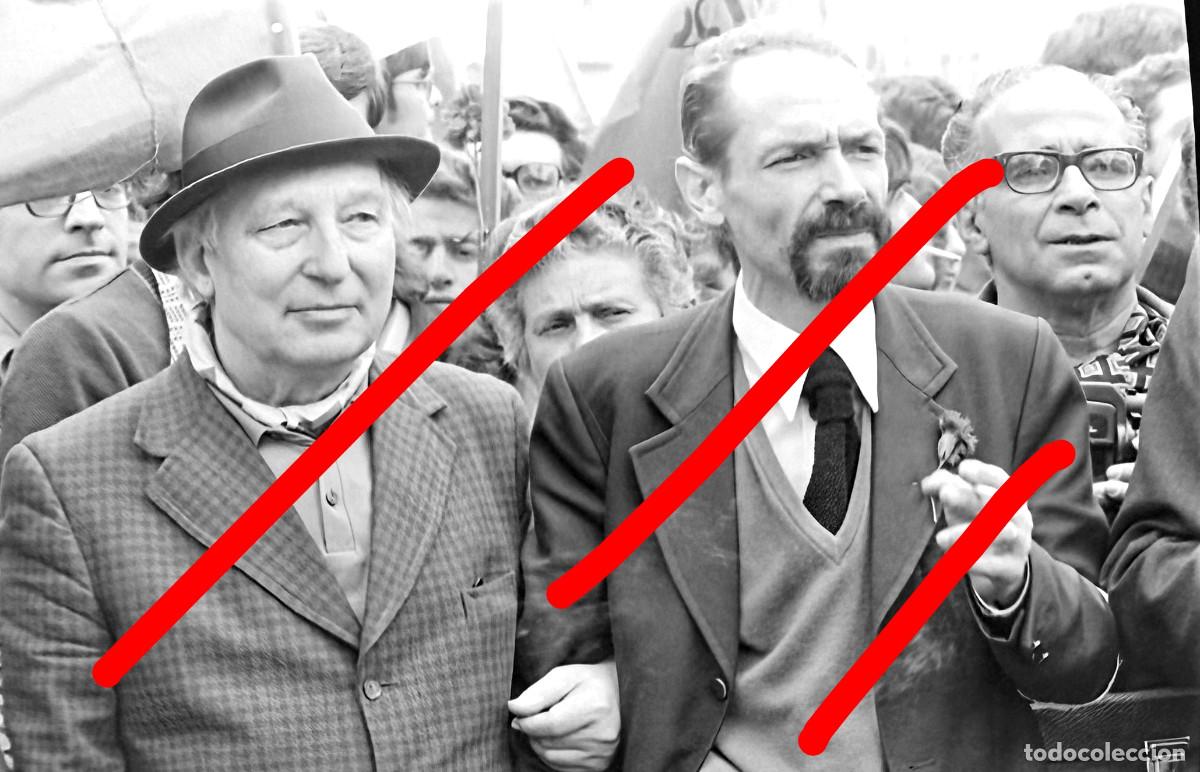 Fotograf&iacute;a antigua: Revoluci&oacute;n de los Claveles Portugal - NEGATIVO DE CELULOIDE - A Revolu&ccedil;&atilde;o dos Cravos