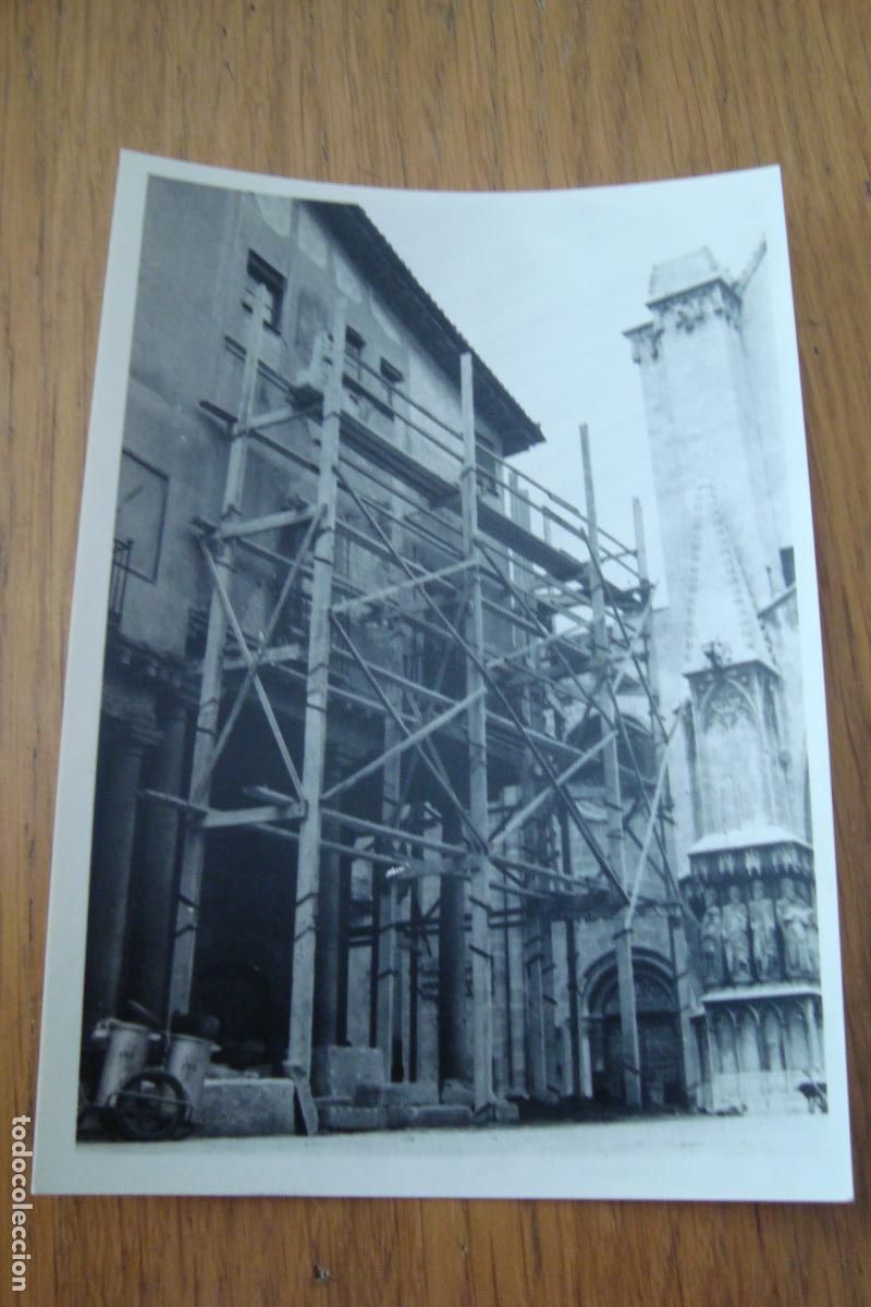 Fotograf&iacute;a antigua: ANTIGUA FOTOGRAFIA OBRAS PLAZA DE LA CATEDRAL. FOTO CHINCHILLA TARRAGONA A&Ntilde;OS 60.70