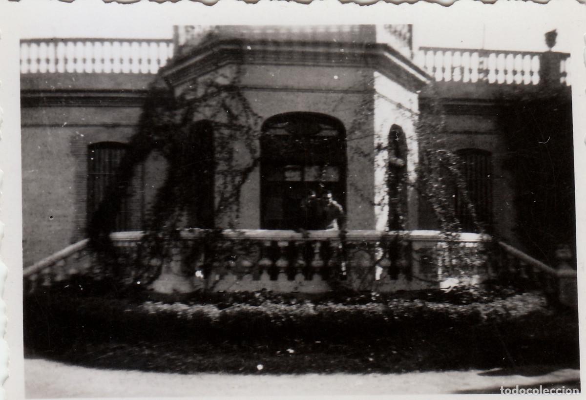 Fotograf&iacute;a antigua: Balc&oacute;n. Mirador rom&aacute;ntico. A&ntilde;os 40 pc