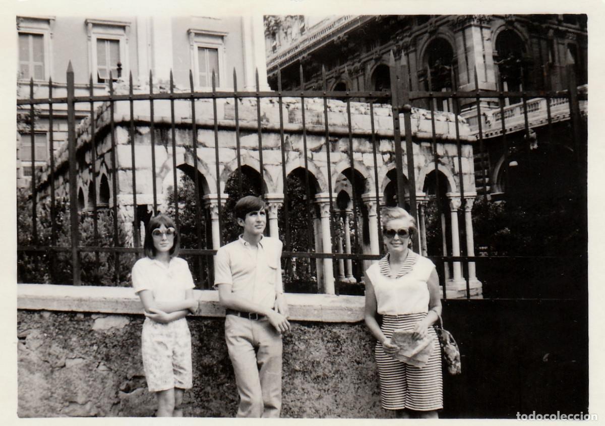 Fotograf&iacute;a antigua: G&eacute;nova, la casa de Crist&oacute;bal Col&oacute;n. A&ntilde;os 60-70 pc