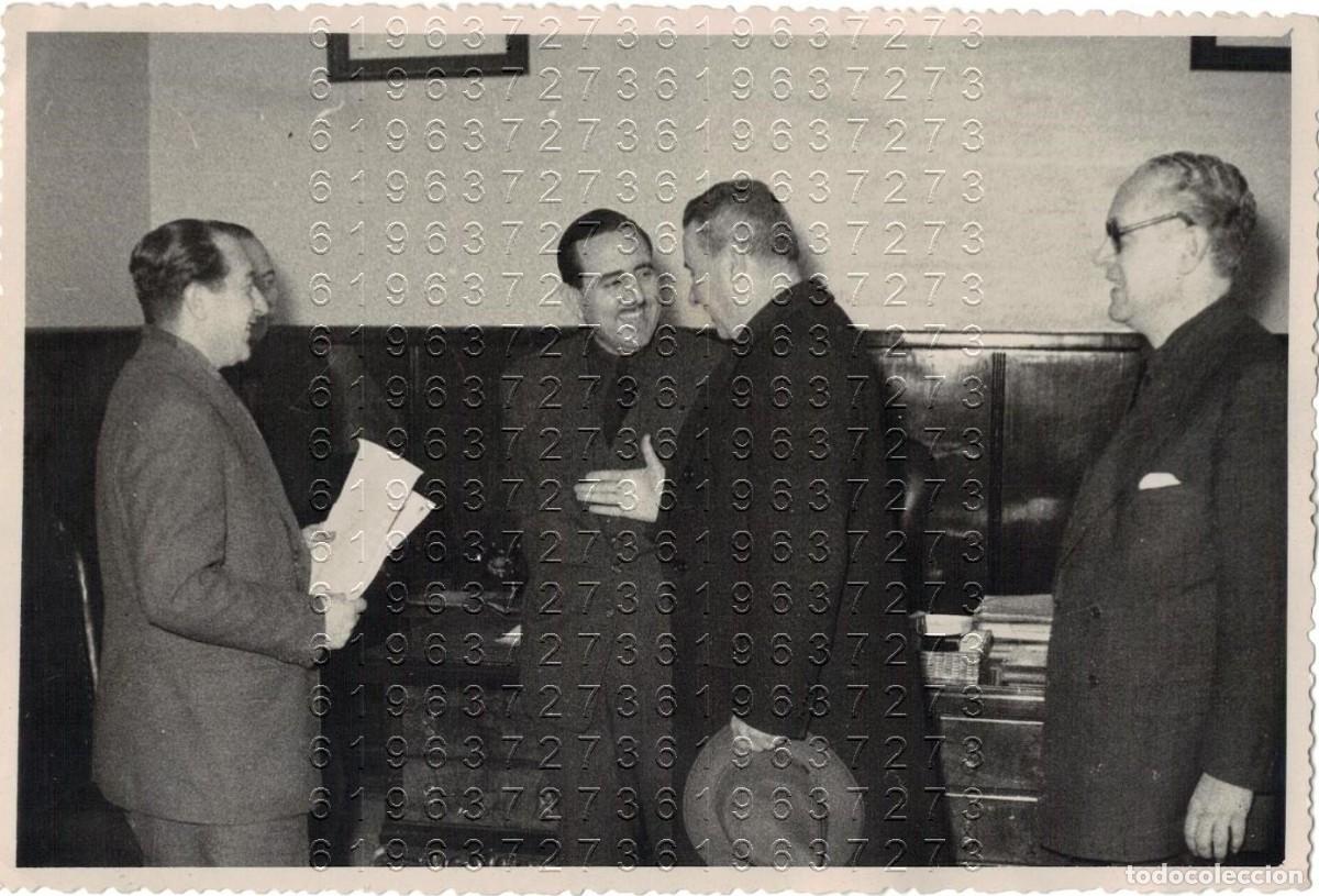 Fotograf&iacute;a antigua: SEPEM SEVILLA PRIMERA REUNION 1954 FOTOGRAFIA 17X12 M18