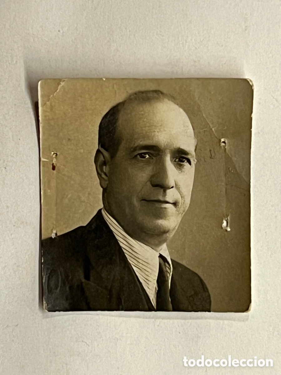 Fotografia antiga: FOTOMATON. Se&ntilde;or con camisa de rayas.. Final Guerra Civil, Abril de 1939, Med&iacute;das: 3,5 x 3,5