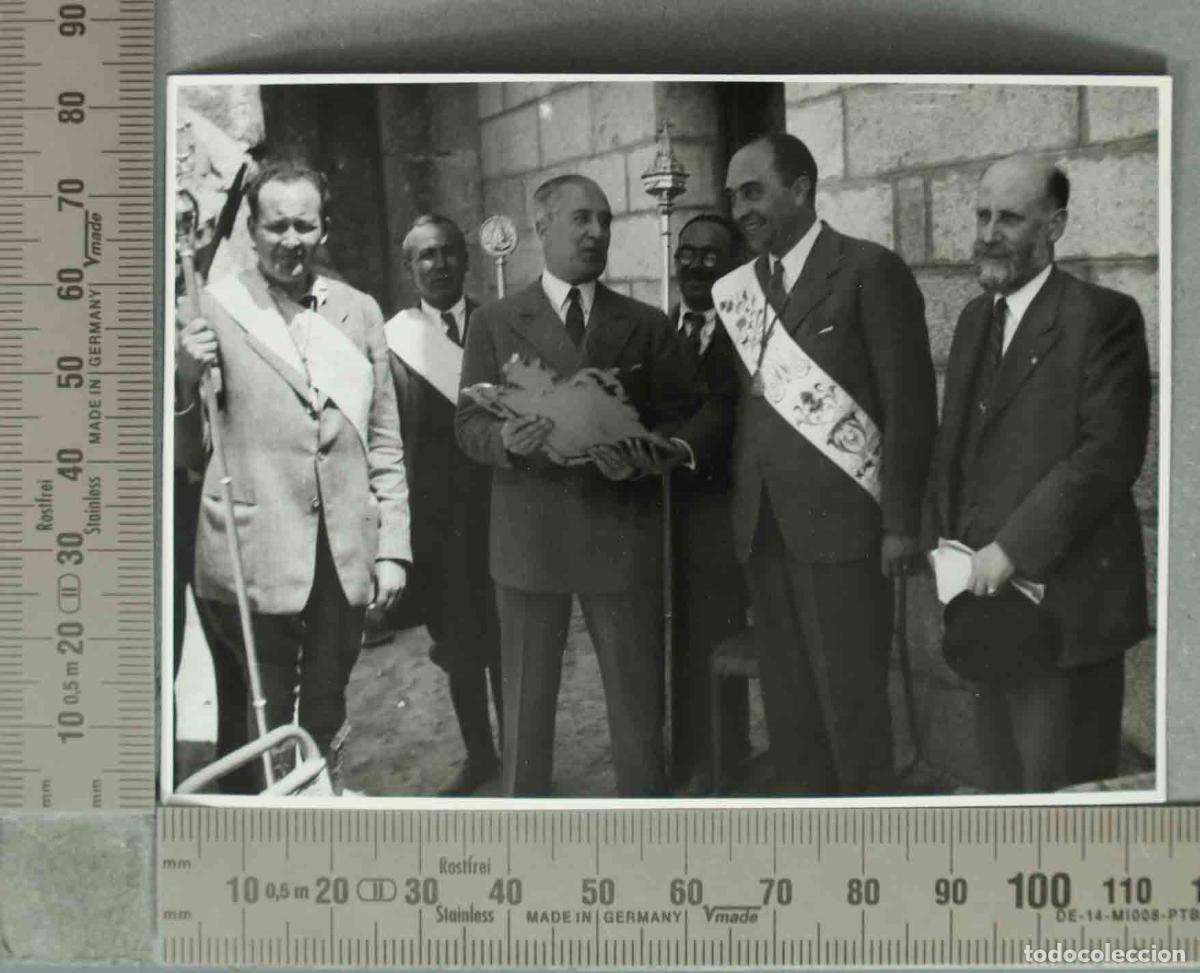 Photographie ancienne: FOTOGRAFIA. ACTO SANTUARIO VIRGEN DE LA CABEZA. HACIA 27-4-1941