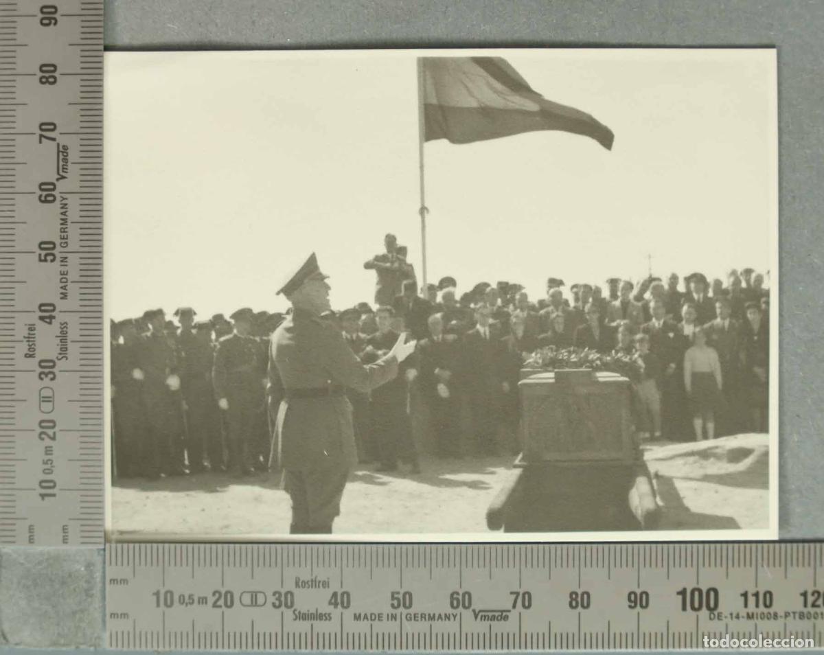 Alte Fotografie: FOTOGRAFIA. ENTIERRO CAIDO SANTUARIO VIRGEN DE LA CABEZA. HACIA 27-4-1941