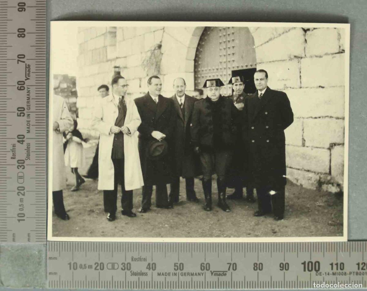 Fotograf&iacute;a antigua: FOTOGRAFIA. ACTO PERSONALIDADES SANTUARIO VIRGEN DE LA CABEZA. DICIEMBRE 1944