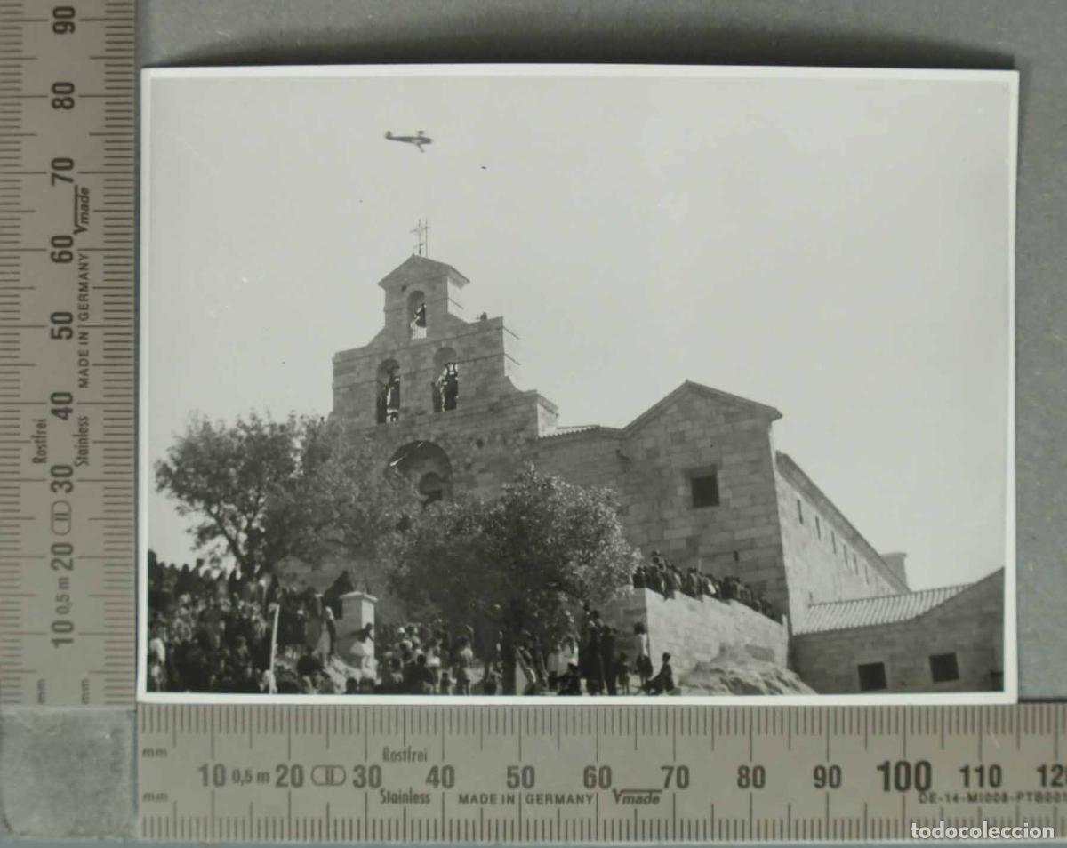Fotografia antiga: FOTOGRAFIA. ACTO SANTUARIO VIRGEN DE LA CABEZA AVIACION. HACIA 1941