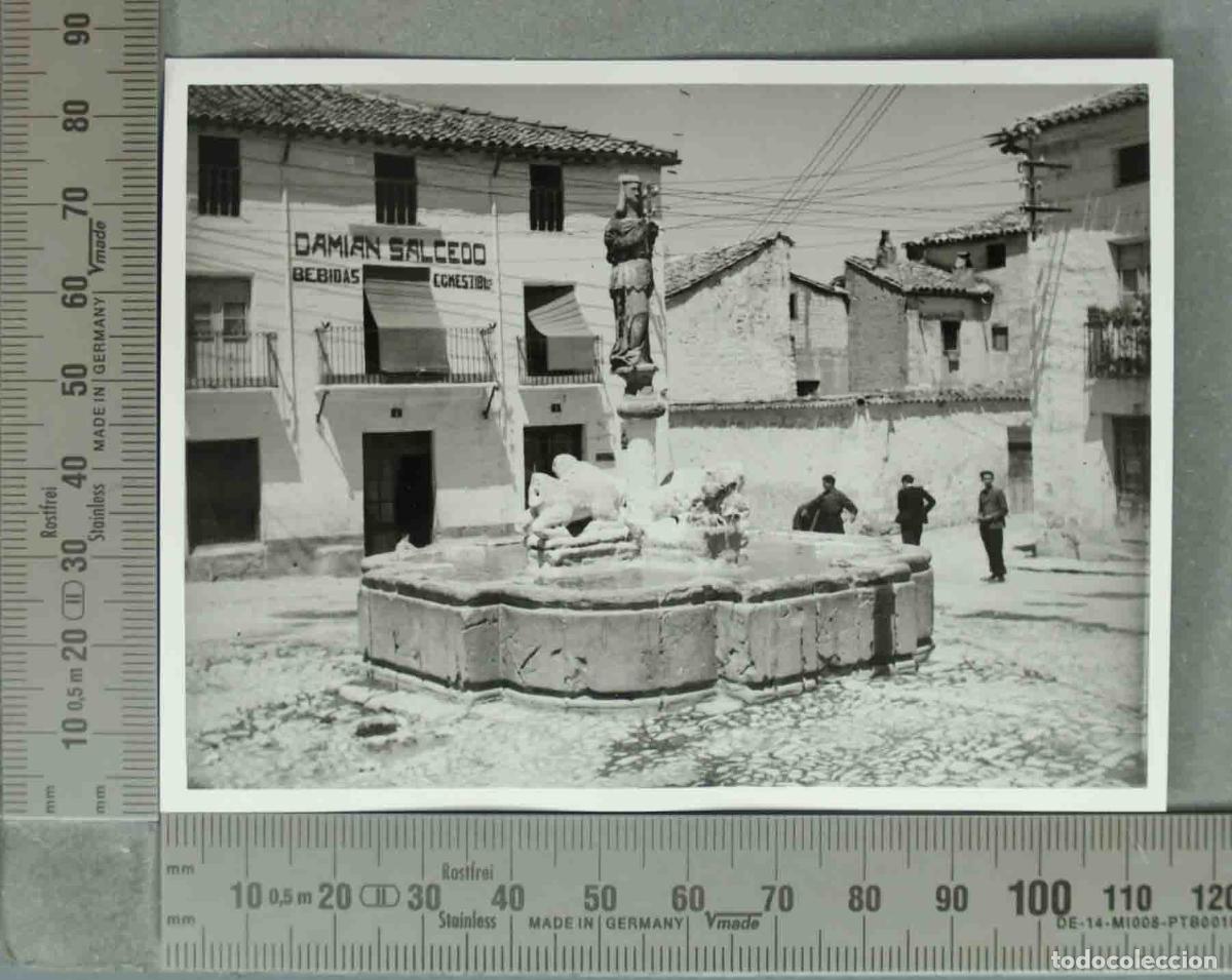 Alte Fotografie: FOTOGRAFIA. VISTA FUENTE DE LOS LEONES. BAEZA. HACIA 1940