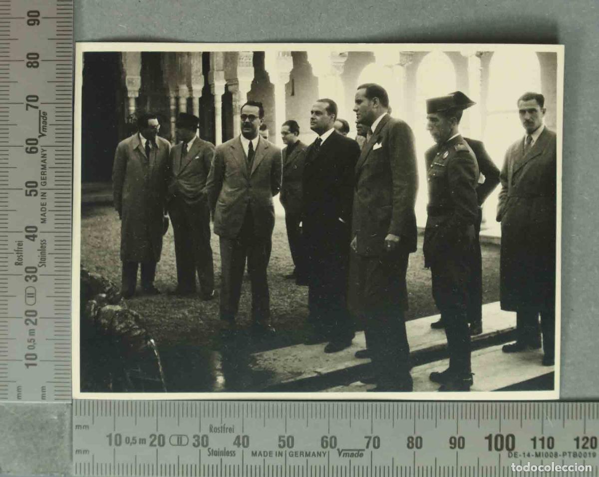 Fotograf&iacute;a antigua: FOTOGRAFIA. ACTO VISITA OFICIAL ALHAMBRA. HACIA 1940