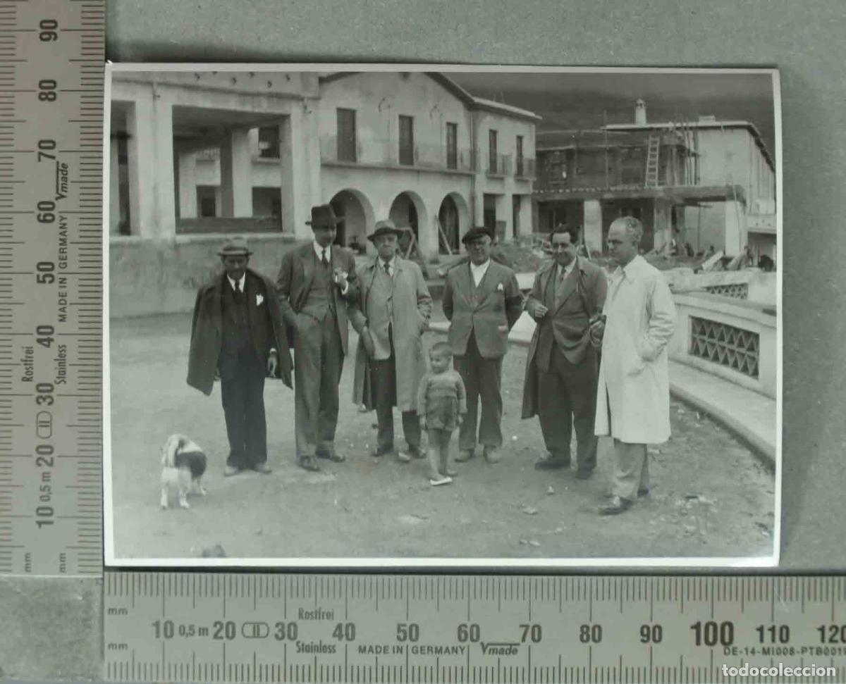 Fotograf&iacute;a antigua: FOTOGRAFIA. VISTA PLAZA PITRES. RECONSTRUCCION REGIONES DEVASTADAS. HACIA 1940
